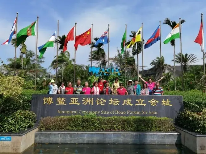 纯玩海口万宁三亚全陪班5日游