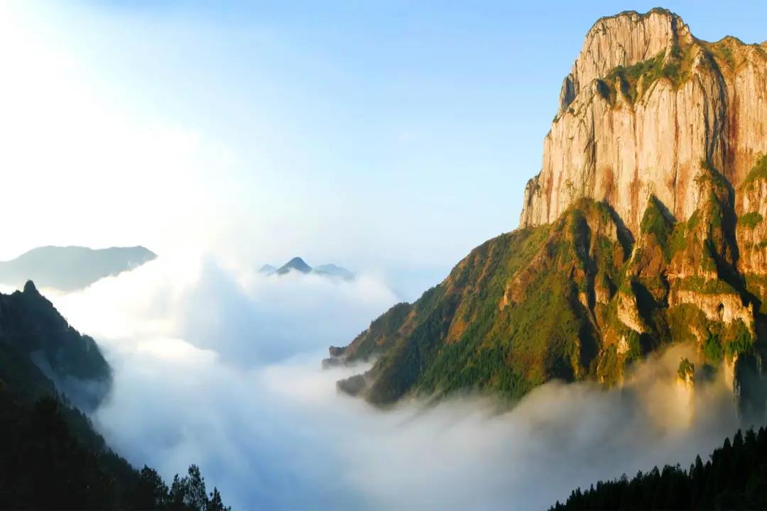 【霞浦国旅】11月27日499元/人雁荡山、红枫古道、百丈漈、刘基庙、楠溪江、丽水街 石门台、江心屿、南塘街动车专列3日游