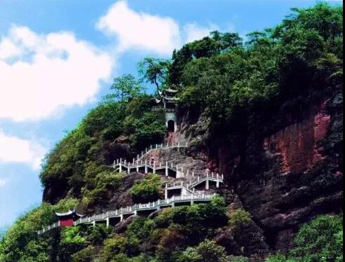 特价288元游视觉盛宴古堰画乡、《暮白首》《三生三世枕上书》拍摄地石鼓寮影视城、方岩、圆周村长城汽车纯玩二日游