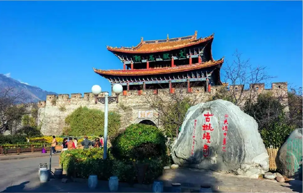 11月9日2880元（霞浦自组团，已成团）昆明-大理-丽江-双飞一动六日游，含机场往返接送以及全陪导游！